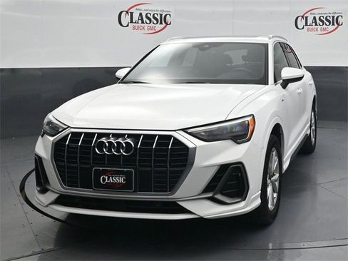 Used 2021 Audi Q3 2.0T Premium w/ Convenience Package image 4