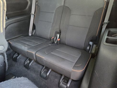 Used 2022 GMC Acadia AT4 image 21