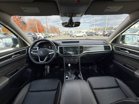Used 2021 Volkswagen Atlas SE w/ Panoramic Sunroof Package FWD image 25