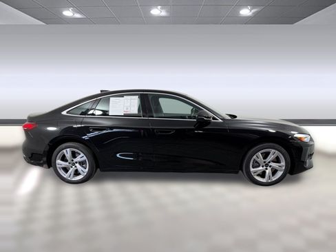 Used 2025 Audi A5 2.0T Premium w/ Convenience Package AWD/4WD image 8