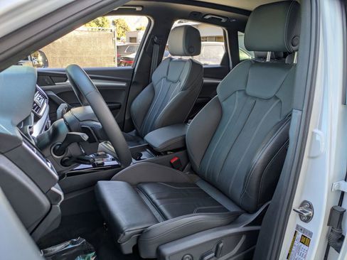 Used 2024 Audi Q5 2.0T Premium w/ Summer of Audi Package image 30