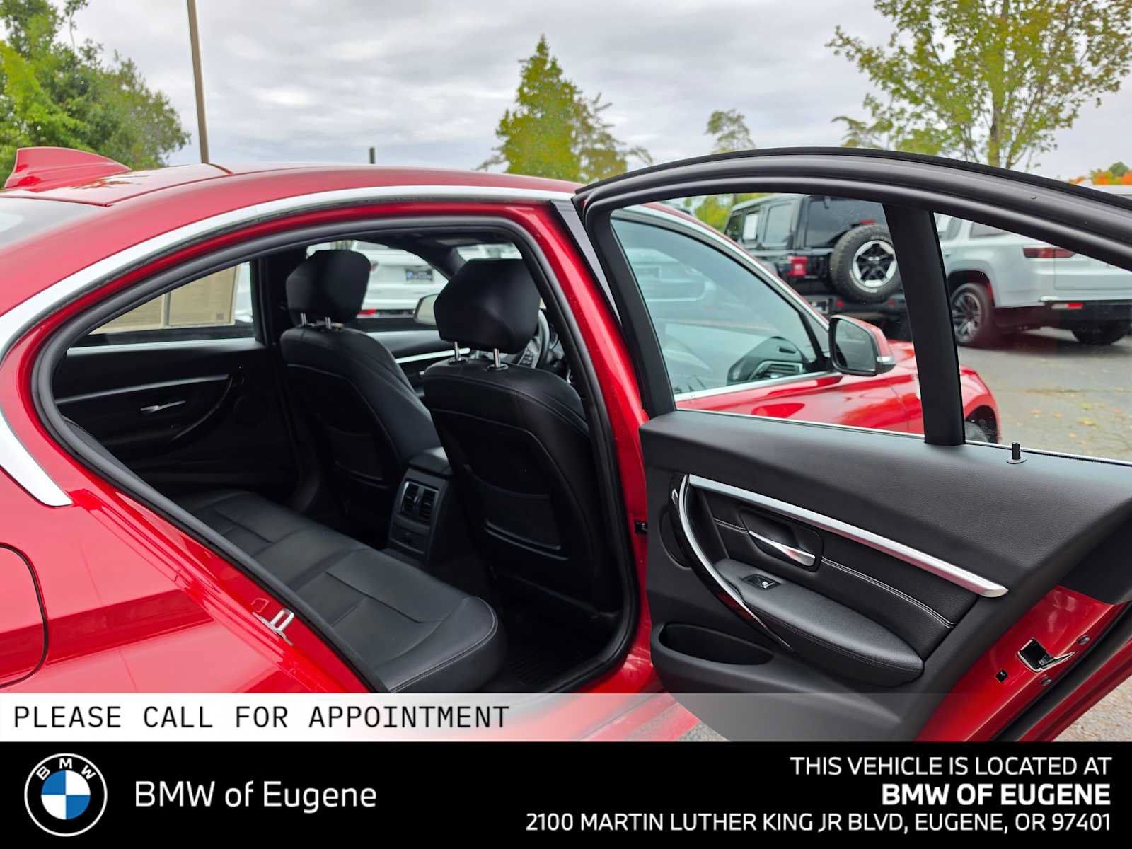 Used 2018 BMW 330i xDrive Sedan AWD/4WD image 15