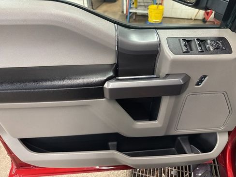 Used 2019 Ford F150 XLT w/ Equipment Group 301A Mid image 10