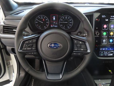 Used 2025 Subaru Forester Limited image 17