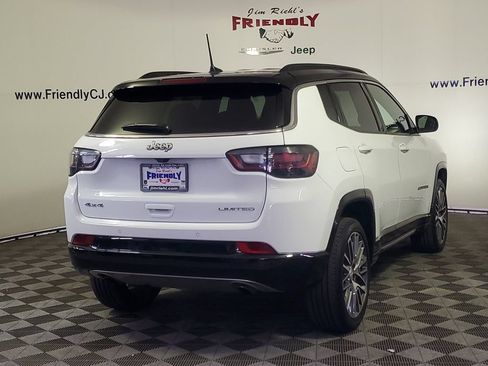 Used 2023 Jeep Compass Limited w/ Elite Group AWD/4WD image 3