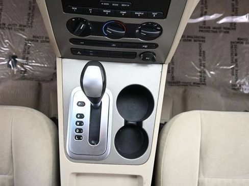 Used 2006 Ford Five Hundred SE FWD image 16