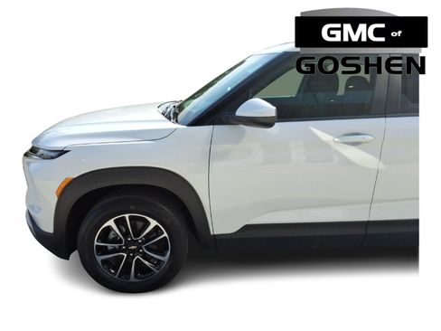 Used 2025 Chevrolet TrailBlazer LT AWD/4WD image 5