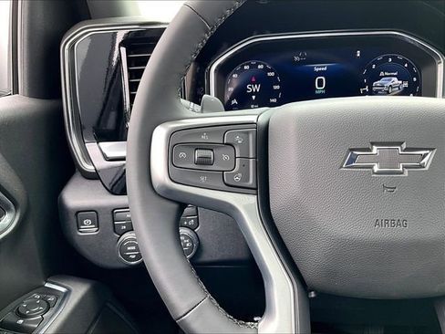 New 2026 Chevrolet Silverado 1500 RST w/ Redline Edition AWD/4WD image 18