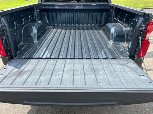 Used 2020 Chevrolet Silverado 1500 Custom Trail Boss w/ Custom Convenience Package AWD/4WD image 36