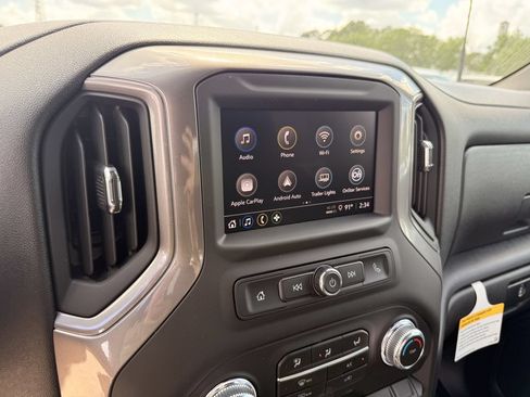 New 2026 GMC Sierra 2500 Pro w/ 1SA Pro Safety Plus Package AWD/4WD image 17