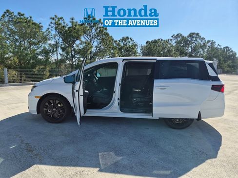 New 2026 Honda Odyssey Sport-L image 4