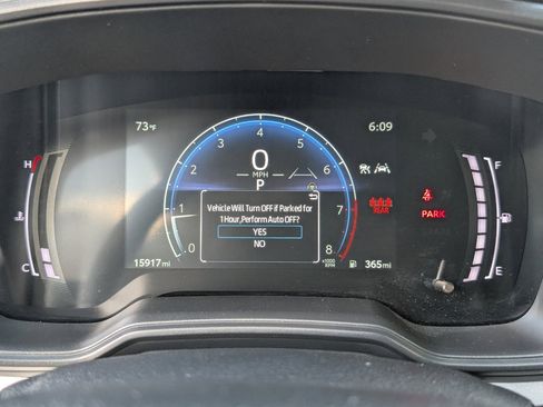 Used 2025 Toyota Corolla SE w/ SE Premium Package image 19