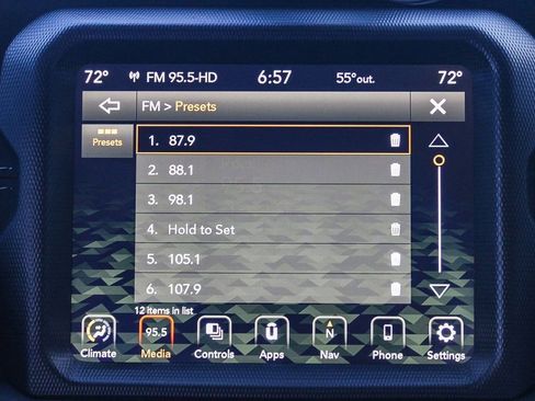 Used 2021 Jeep Wrangler Unlimited Sahara AWD/4WD image 15