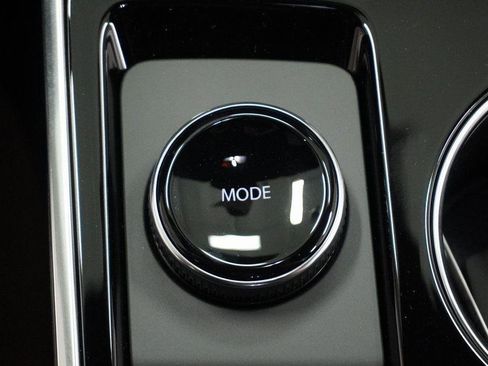 New 2026 Chevrolet Equinox ACTIV w/ Convenience Package III image 30