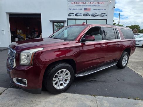 Used 2016 GMC Yukon XL SLT image 2