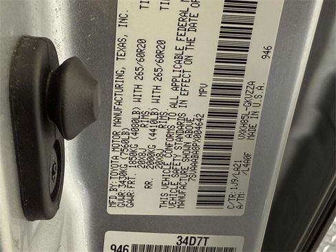 Used 2023 Toyota Sequoia 4WD image 34