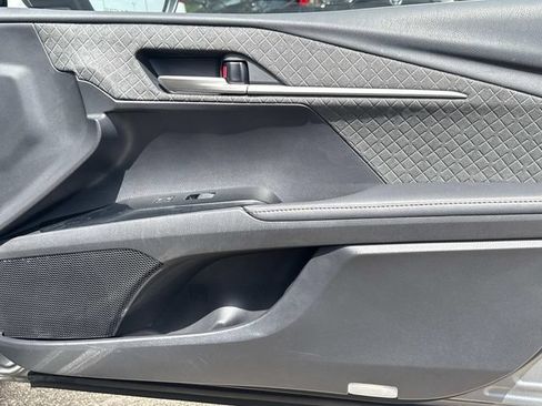 Used 2025 Toyota Camry Hybrid FWD image 18