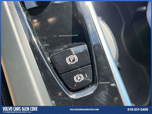 Used 2025 Volvo XC60 B5 Core w/ Protection Package Premier image 31
