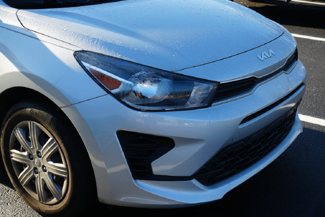 Used 2023 Kia Rio LX FWD image 4