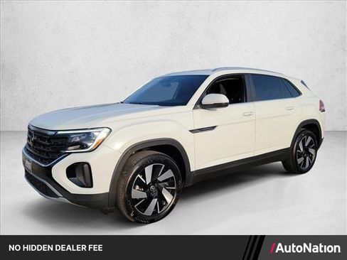 Used 2025 Volkswagen Atlas Cross Sport SE FWD image 1