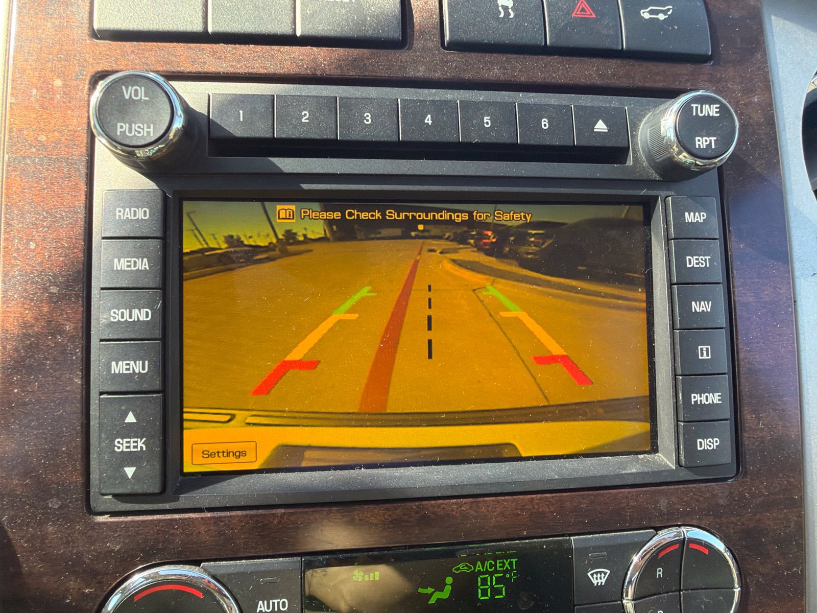 Used 2010 Ford Expedition Limited RWD image 20