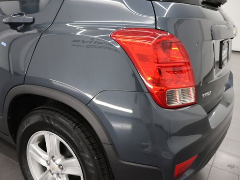 Used 2021 Chevrolet Trax LS w/ Tint and Cruise Package FWD image 28