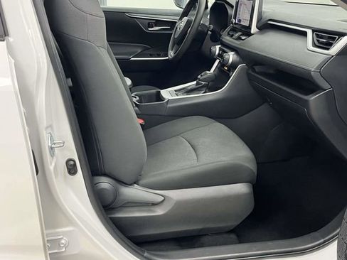 Used 2024 Toyota RAV4 XLE image 25