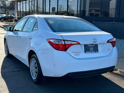 Used 2014 Toyota Corolla LE image 8