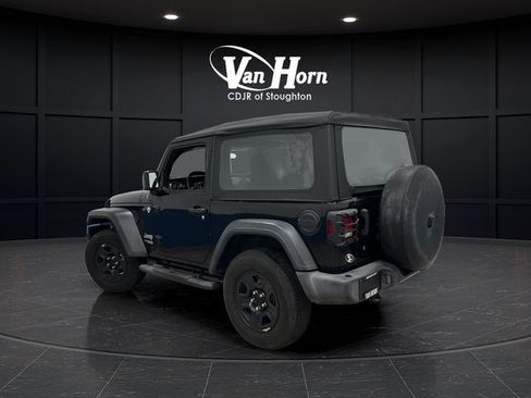 Used 2021 Jeep Wrangler Sport AWD/4WD image 3