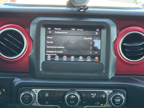 Used 2021 Jeep Gladiator Rubicon w/ Safety Group AWD/4WD image 22