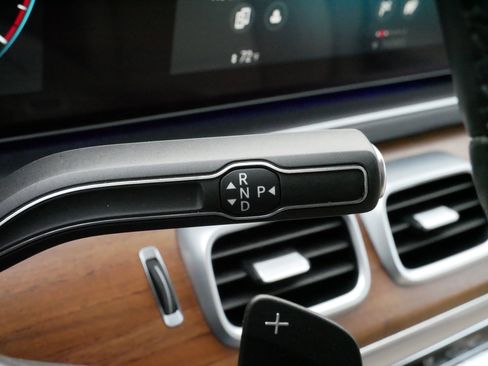 Used 2022 Mercedes-Benz GLE 350 4MATIC image 25