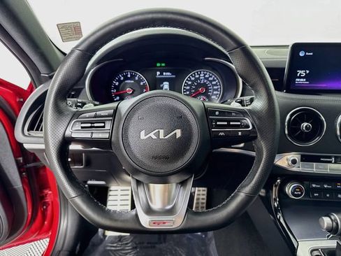 Used 2022 Kia Stinger GT1 RWD image 15