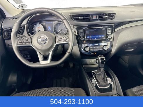 Used 2021 Nissan Rogue Sport SV FWD image 22