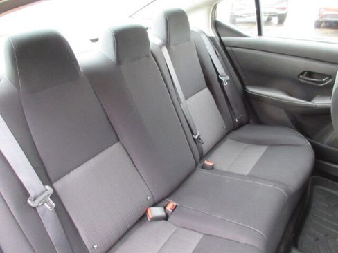 Used 2024 Nissan Sentra SV image 23