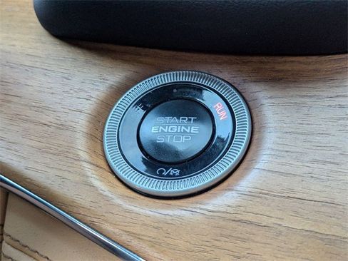 Used 2024 Jeep Grand Cherokee Summit image 27