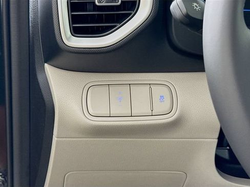 New 2026 Hyundai Venue SEL FWD image 13