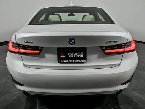 Used 2020 BMW 330i xDrive Sedan w/ Convenience Package AWD/4WD image 8