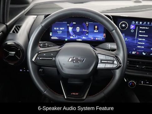 Used 2025 Chevrolet Equinox EV RS FWD image 7