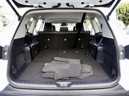 Used 2026 Toyota Grand Highlander AWD Hybrid image 13