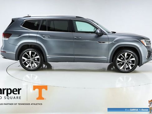 Used 2024 Volkswagen Atlas SEL Premium R-Line AWD/4WD image 50
