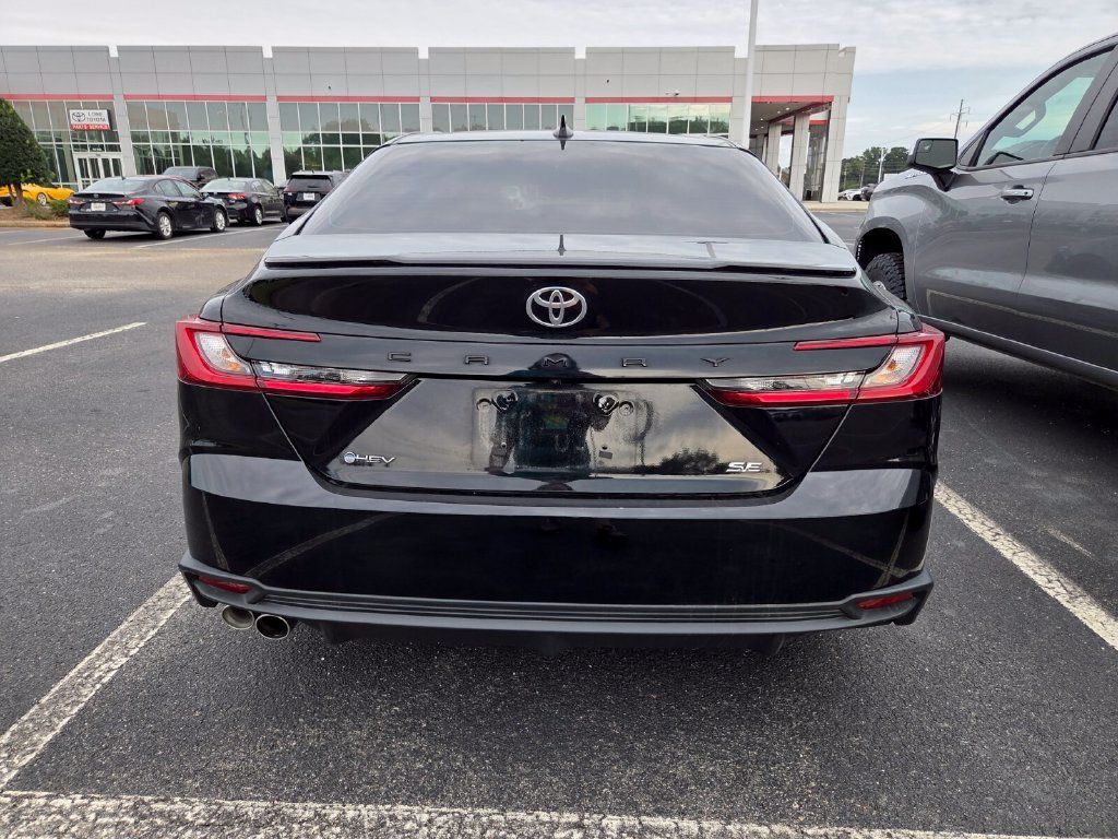 Certified 2025 Toyota Camry SE FWD image 7