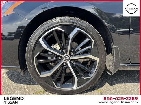 Used 2025 Nissan Altima 2.5 SR FWD image 10