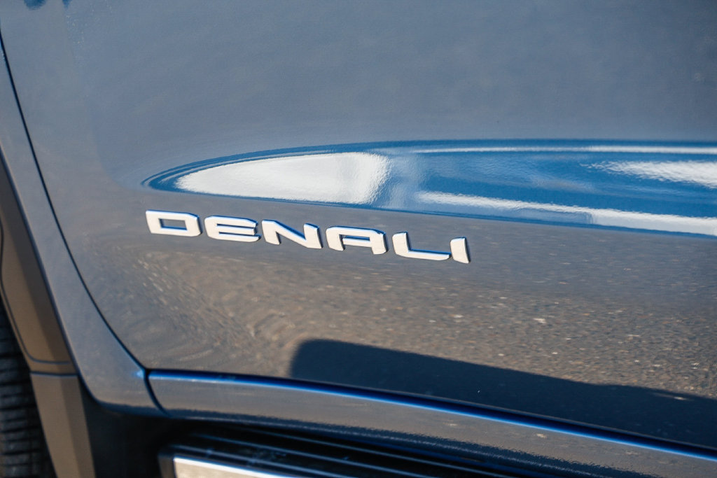 Certified 2025 GMC Sierra 1500 Denali w/ Denali Reserve Package AWD/4WD image 19