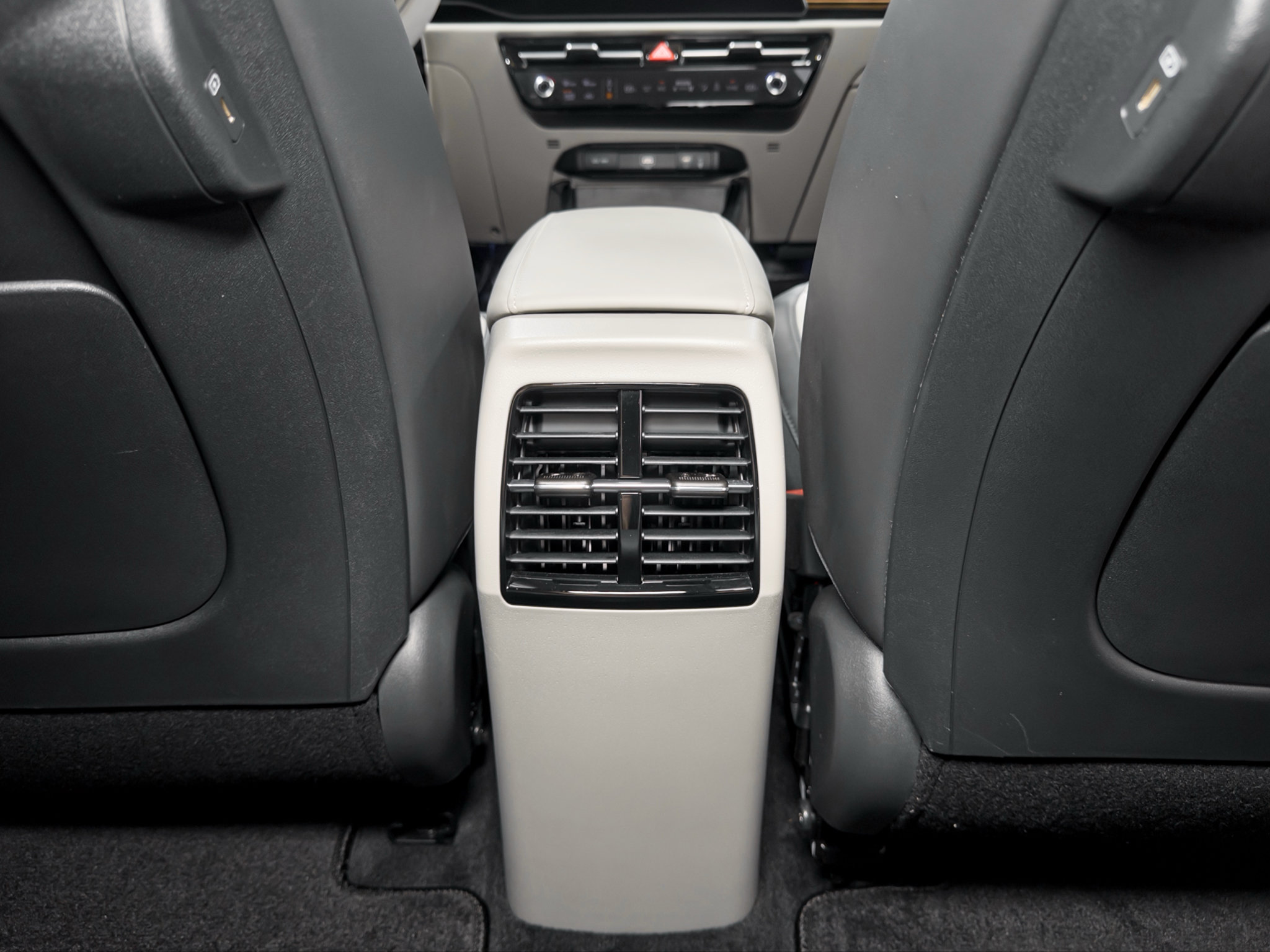 Used 2024 Kia Niro Wave w/ Wave Preserve Package FWD image 21