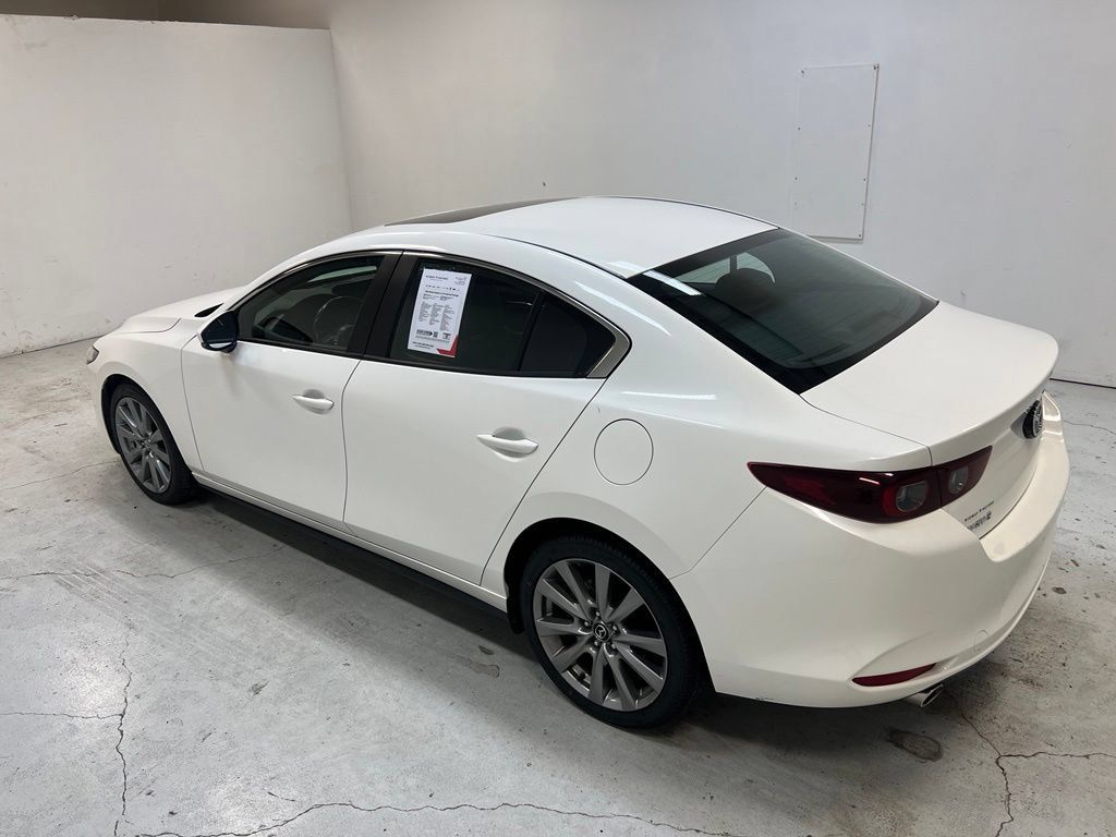 Used 2025 MAZDA MAZDA3 s FWD image 5
