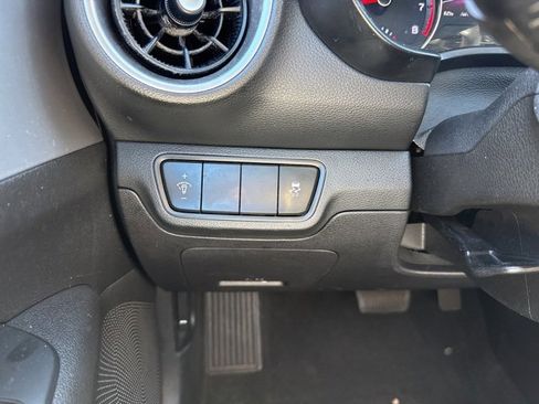 Used 2023 Kia Forte LXS image 19