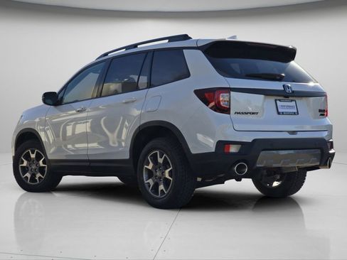 Used 2022 Honda Passport TrailSport image 6