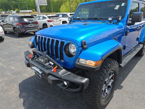 Used 2021 Jeep Wrangler Unlimited Sahara AWD/4WD image 9