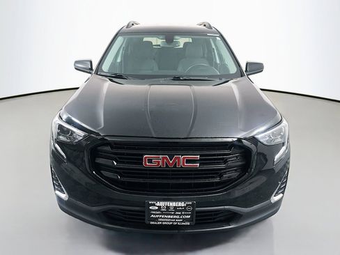 Used 2019 GMC Terrain SLE w/ Driver Convenience Package FWD image 2