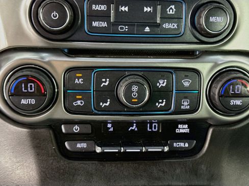 Used 2018 Chevrolet Tahoe LS w/ Enhanced Driver Alert Package RWD image 17